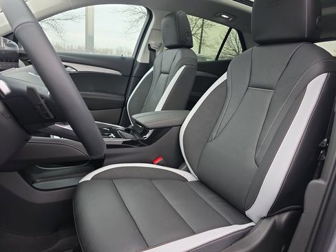 New 2026 Buick Envision Sport Touring AWD/4WD image 9