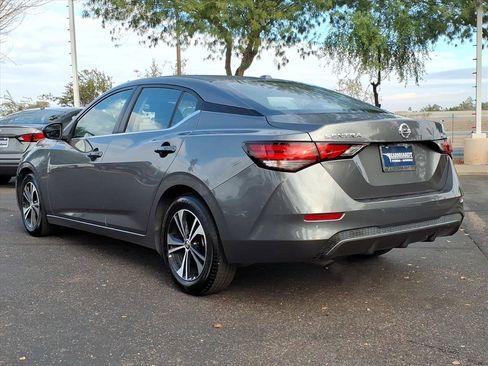 Used 2023 Nissan Sentra SV image 3