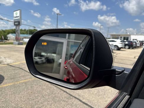 Certified 2025 Chevrolet Traverse LT AWD/4WD image 41