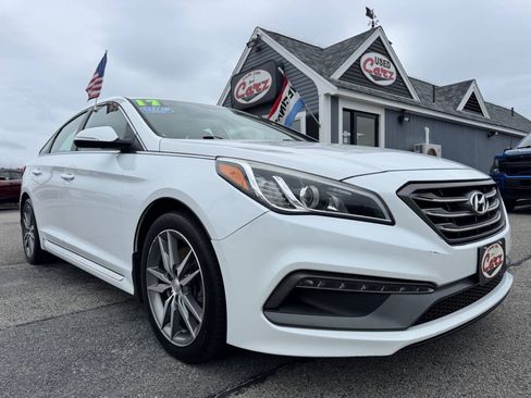 Used 2017 Hyundai Sonata Sport 2.0T w/ Cargo Package FWD image 9
