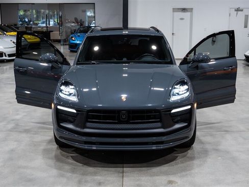 Used 2022 Porsche Macan GTS AWD/4WD image 42