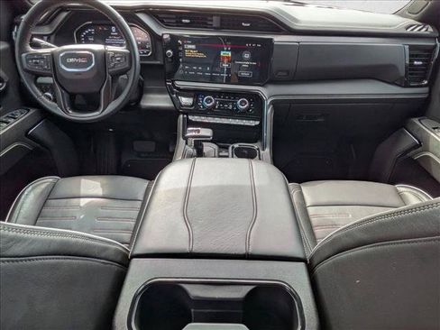 Used 2024 GMC Sierra 1500 AT4X AWD/4WD image 17