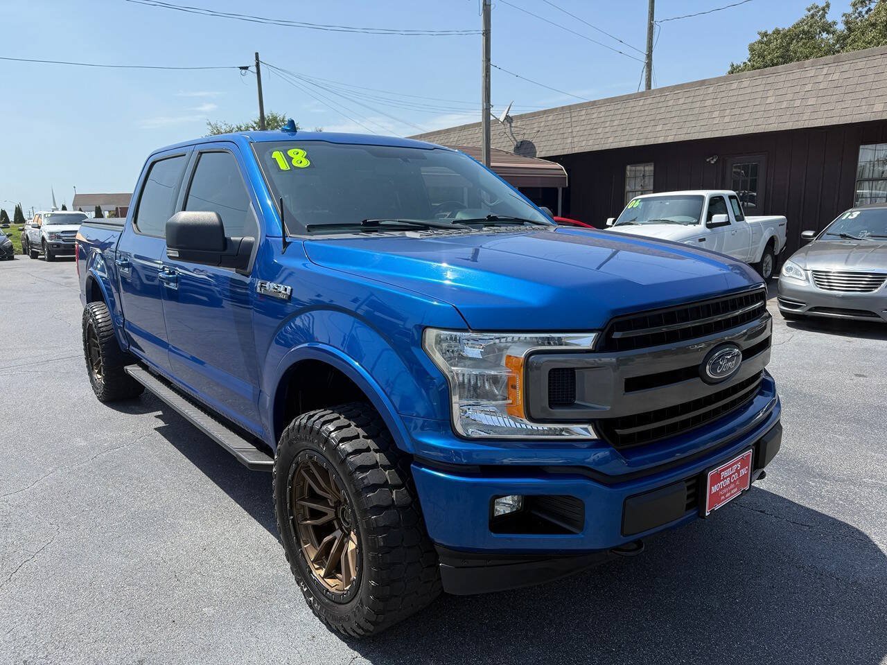 Used 2018 Ford F150 XLT w/ Equipment Group 302A Luxury AWD/4WD image 2
