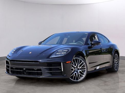 New 2025 Porsche Panamera image 1