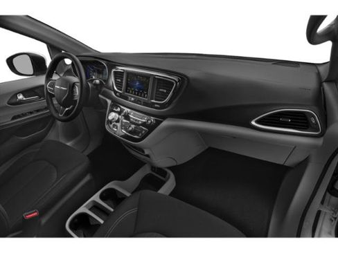 Used 2020 Chrysler Voyager Lxi FWD image 18