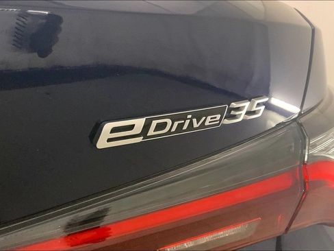 Certified 2023 BMW i4 eDrive35 RWD image 30