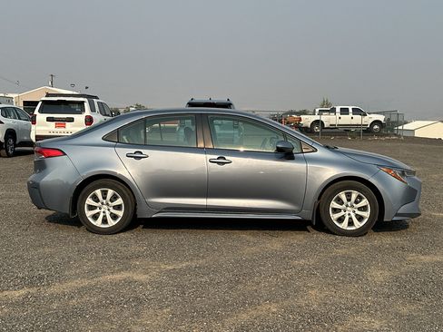 Certified 2022 Toyota Corolla LE FWD image 13