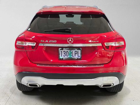 Used 2019 Mercedes-Benz GLA 250 4MATIC image 4