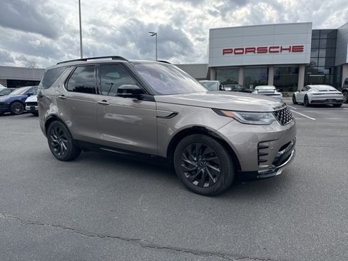 Used 2022 Land Rover Discovery S R-Dynamic image 1