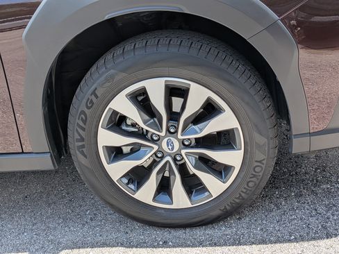 Certified 2023 Subaru Outback Limited AWD/4WD image 11