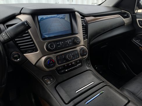 Used 2019 GMC Yukon XL Denali AWD/4WD image 33