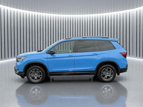 Certified 2024 Honda Passport TrailSport image 9