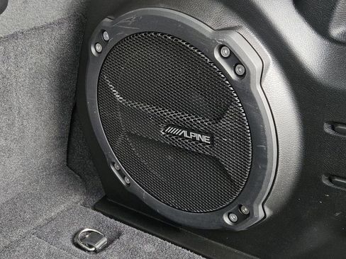 Used 2022 Jeep Wrangler Unlimited Rubicon w/ Trailer Tow Package image 9