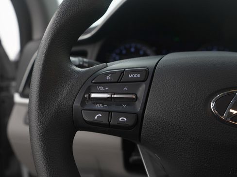 Used 2019 Hyundai Elantra SEL image 24