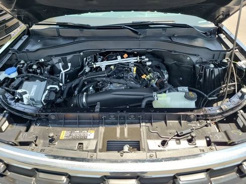Used 2026 Ford Explorer Active w/ Active Comfort Package RWD image 24
