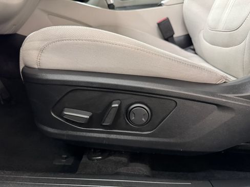 Used 2025 Hyundai Tucson SEL FWD image 15