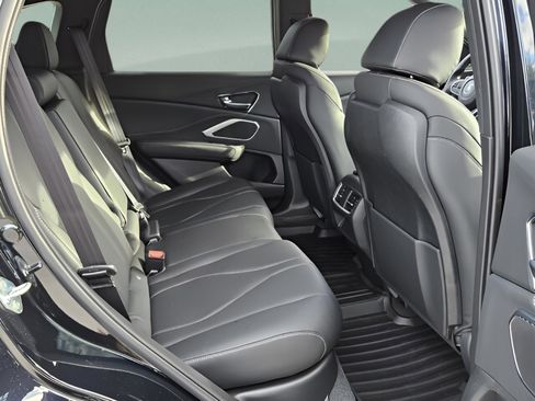 New 2025 Acura RDX SH-AWD image 15