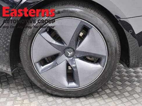 Used 2018 Tesla Model 3 Long Range image 28