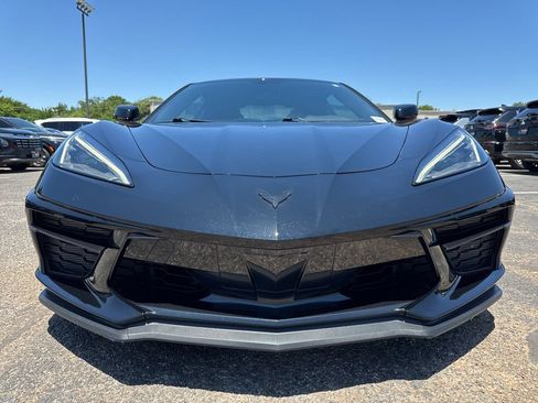 Used 2023 Chevrolet Corvette Stingray Coupe w/ 1LT RWD image 2