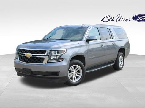 Used 2019 Chevrolet Suburban LT AWD/4WD image 1