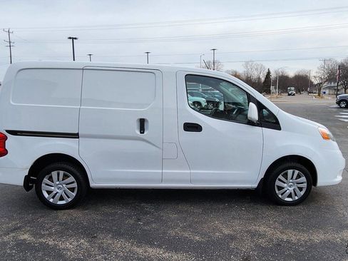 Used 2019 Nissan NV200 SV image 9