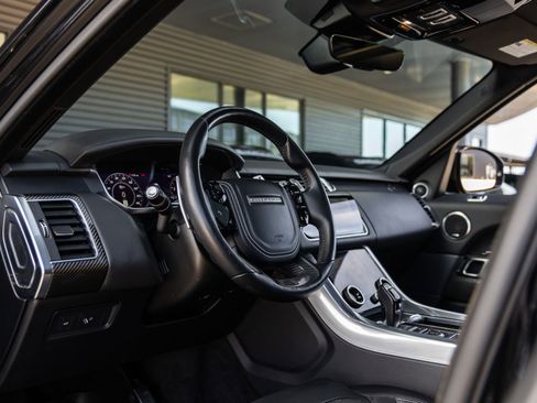 Used 2021 Land Rover Range Rover Sport SVR image 28