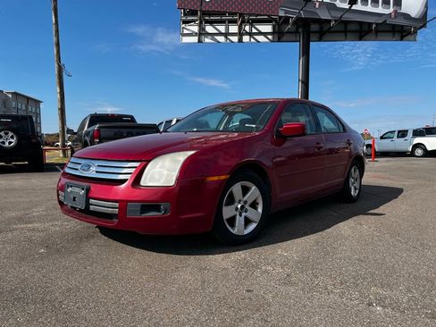 Used 2009 Ford Fusion SE image 3
