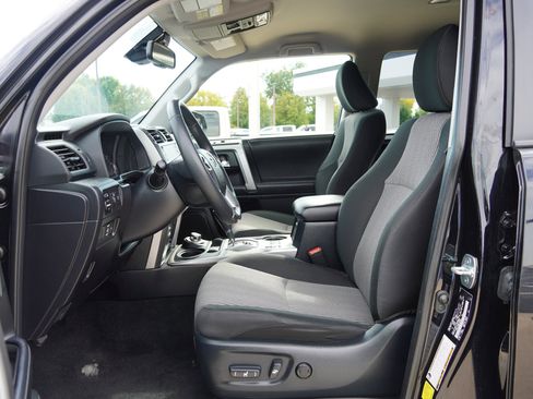 Used 2024 Toyota 4Runner SR5 image 19