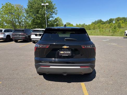 Used 2025 Chevrolet Equinox LT FWD image 7