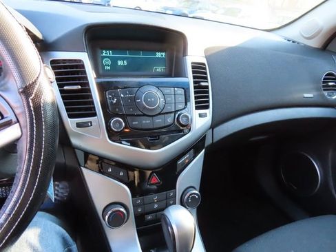 Used 2012 Chevrolet Cruze LT w/ All-Star Edition image 23