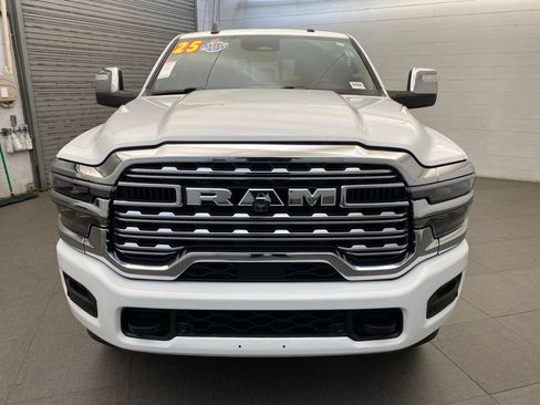 Certified 2025 RAM 2500 Limited AWD/4WD image 2