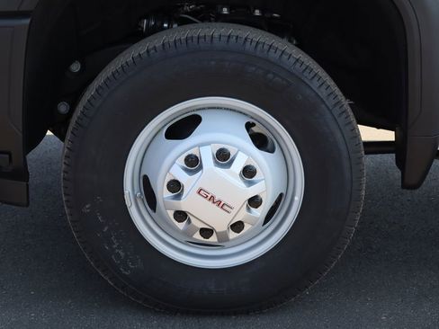 New 2025 GMC Sierra 3500 Pro w/ Convenience Package image 19