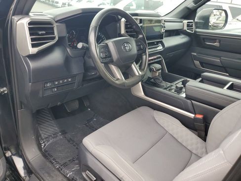 Used 2025 Toyota Tundra SR5 AWD/4WD image 17