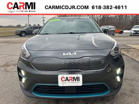 Used 2022 Kia Niro EX Premium w/ Cold Weather Package FWD image 2