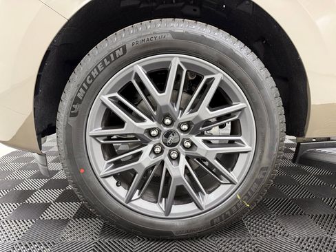 New 2026 Ford Expedition Platinum w/ Stealth Appearance Package AWD/4WD image 12