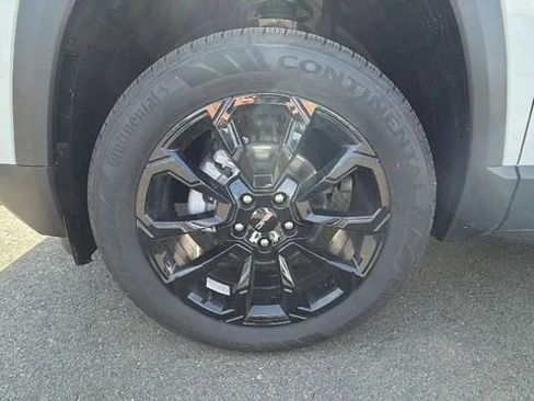 New 2026 GMC Terrain Elevation w/ Elevation Premium Package AWD/4WD image 9