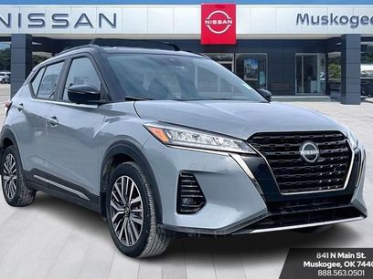 Used 2023 Nissan Kicks SR w/ Exterior Package