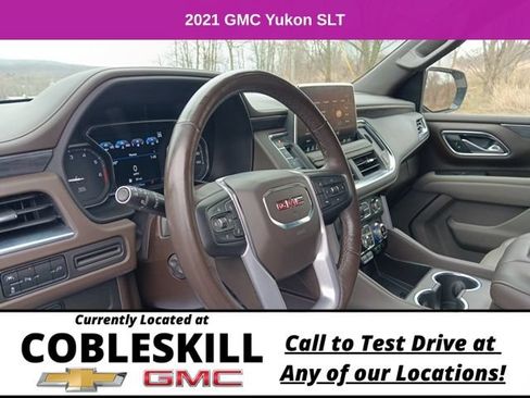 Used 2021 GMC Yukon SLT w/ SLT Luxury Package AWD/4WD image 17