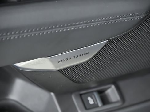 Used 2022 Audi e-tron GT Prestige w/ Prestige Package image 19