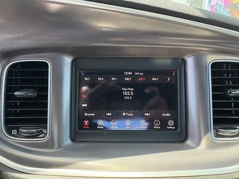 Used 2021 Dodge Charger SXT w/ Leather Interior Group RWD image 25