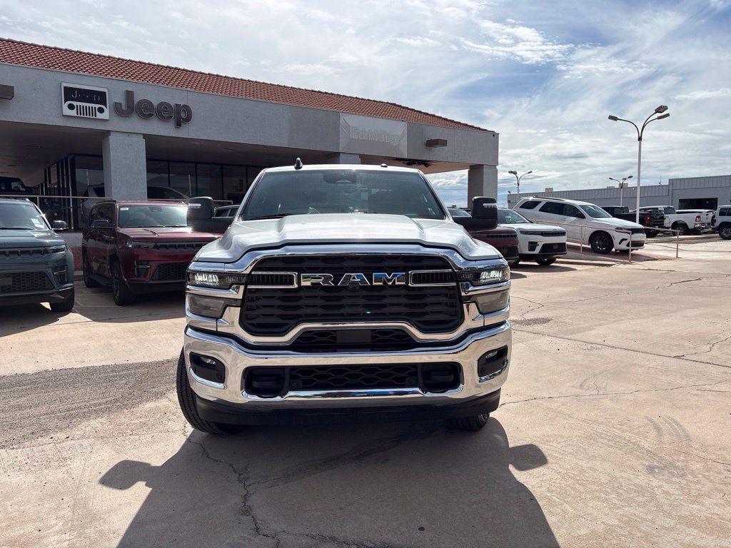 Used 2026 RAM 2500 Big Horn AWD/4WD image 2