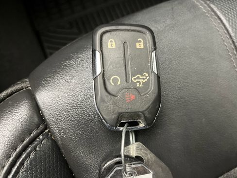 Used 2022 Chevrolet Silverado 3500 High Country image 30