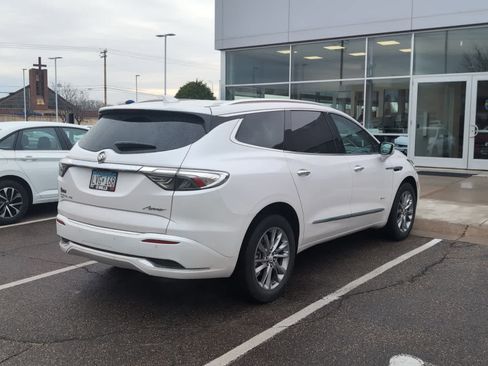 Used 2024 Buick Enclave Avenir w/ Avenir Technology Package image 10