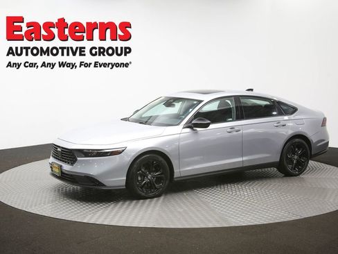 Used 2025 Honda Accord SE image 59