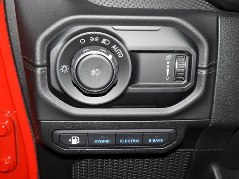 Used 2025 Jeep Wrangler Unlimited Rubicon 4xe w/ Safety Group image 18