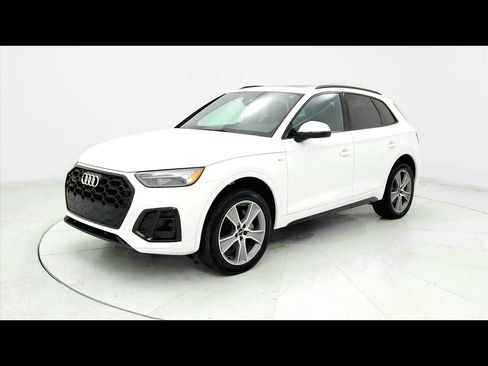 Used 2025 Audi Q5 2.0T Premium image 1