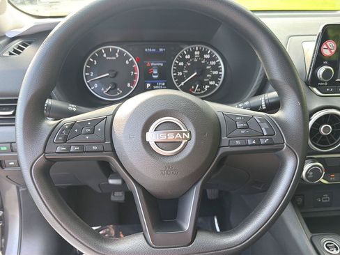 Used 2024 Nissan Sentra S FWD image 19