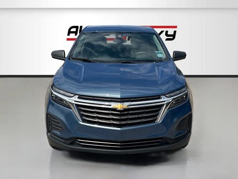 Used 2024 Chevrolet Equinox LS FWD image 2