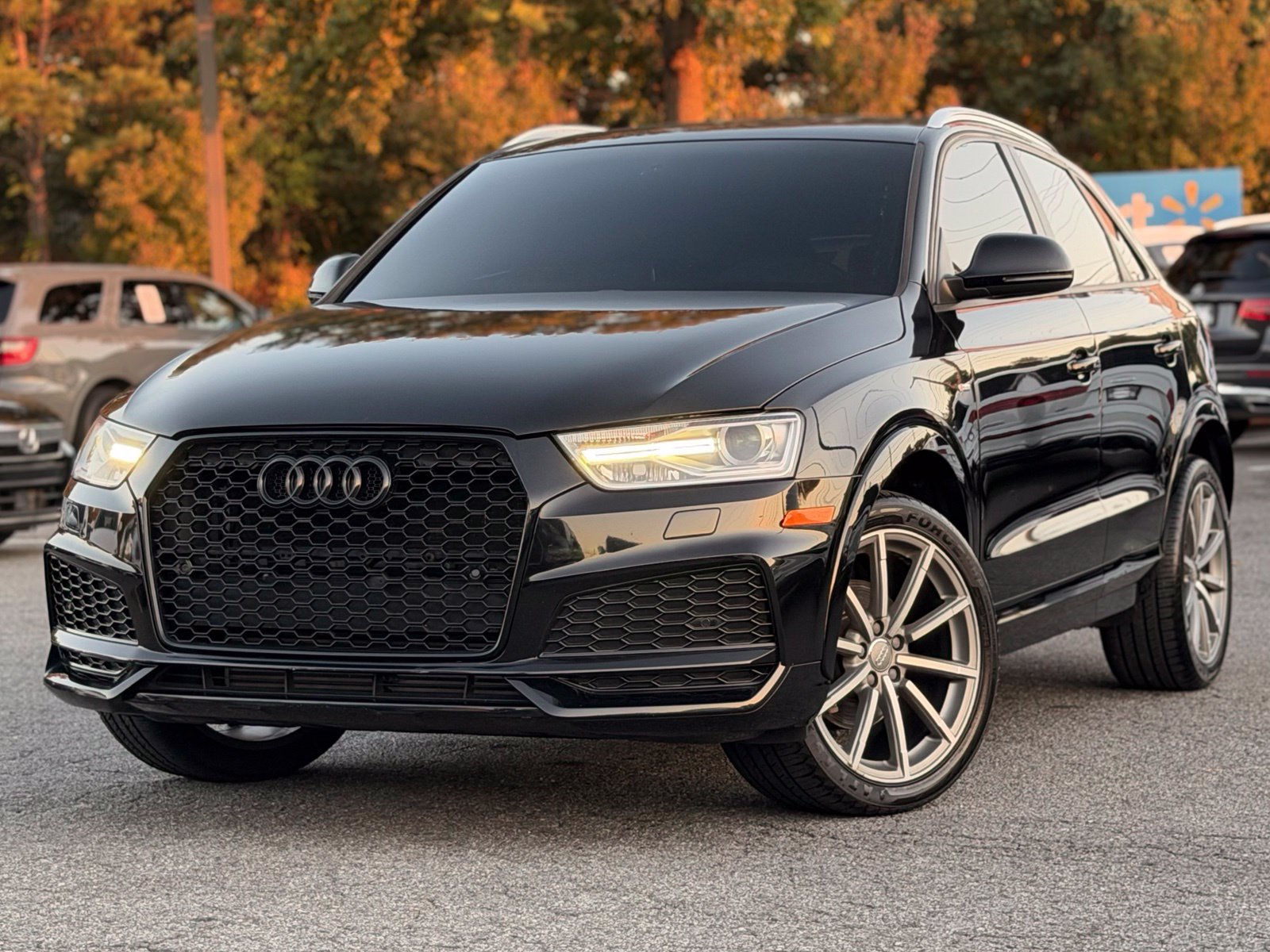 Used 2018 Audi Q3 2.0T Premium FWD image 1