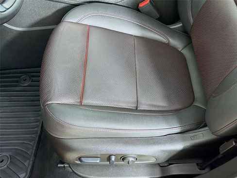 Used 2023 Chevrolet Blazer RS w/ Enhanced Convenience Package image 20